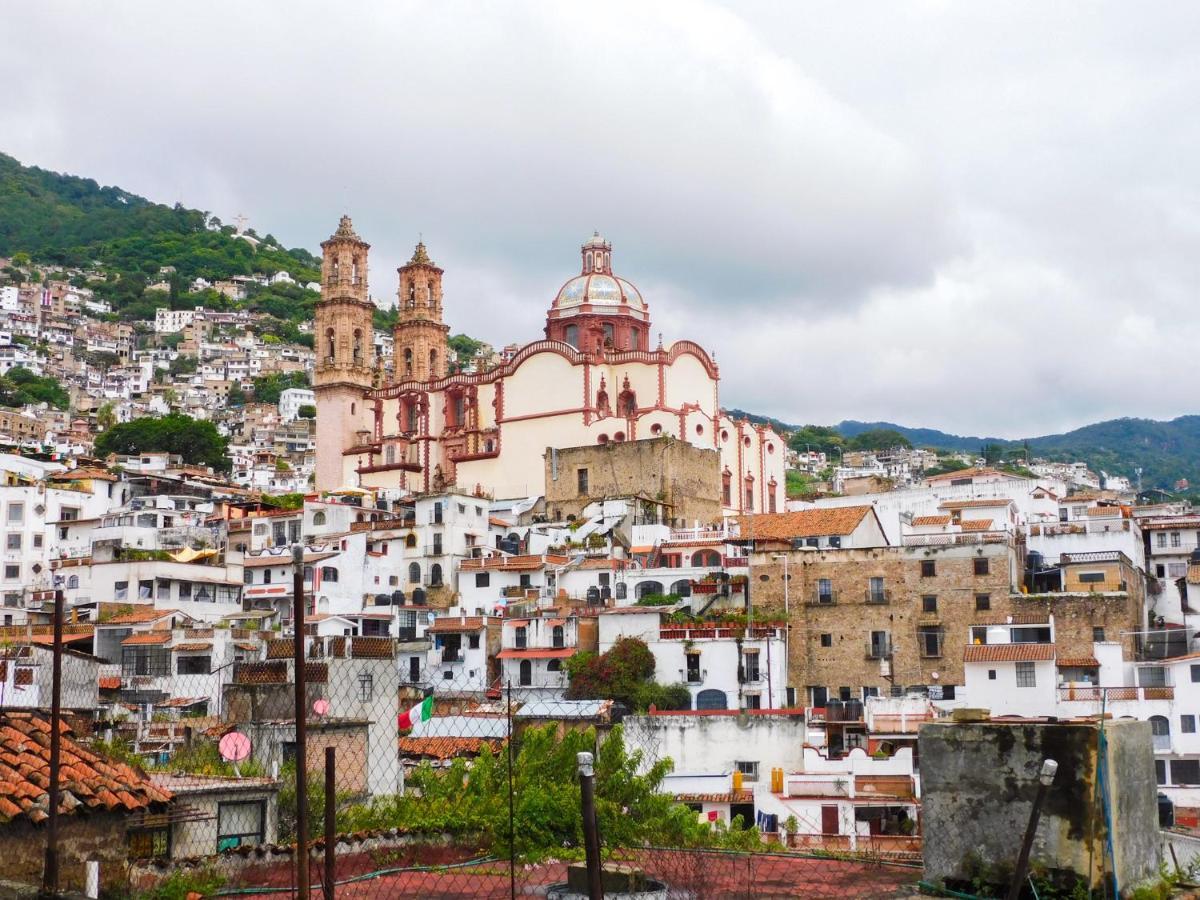 Hotel Maria Bonita By Rotamundos à Taxco Extérieur photo